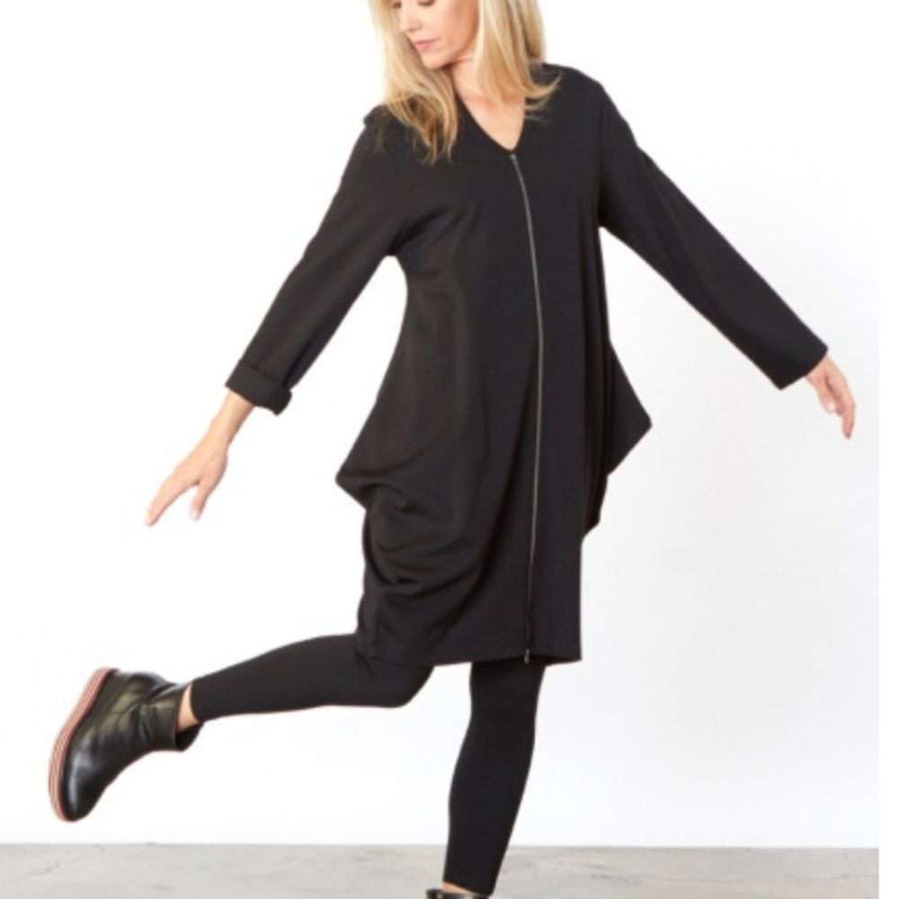 Bryn Walker Black Longer Length V Neck Jacket Size Small